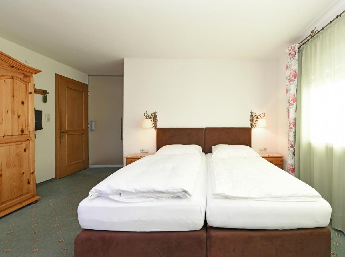 Hotel St Hubertus Ег Екстериор снимка